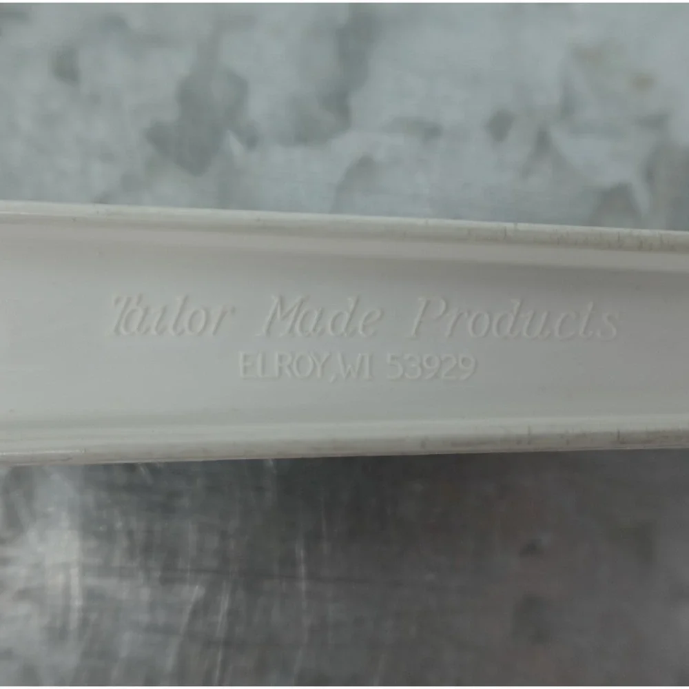 Vintage Tailor Made Products White‎ Plastic Slotted Spatula Turner Elroy WI 11